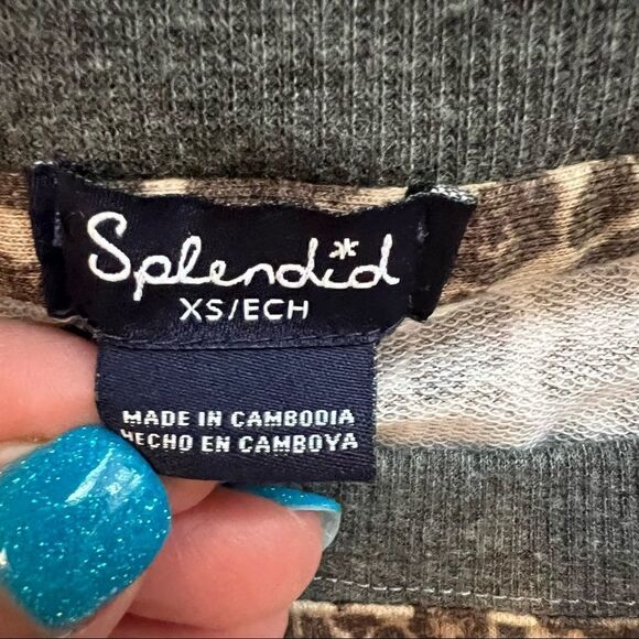 Splendid Cheetah Print Long Sleeve Lightweight Crew Neck Sweatshirt XS - Picture 8 of 8